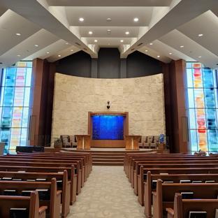 Congregation Shaare Emeth background image