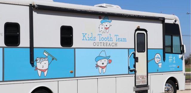 Kids Tooth Team Outreach background image